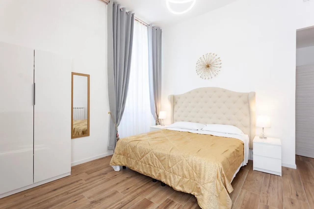 **  Hotel St. James Firenze Olaszország