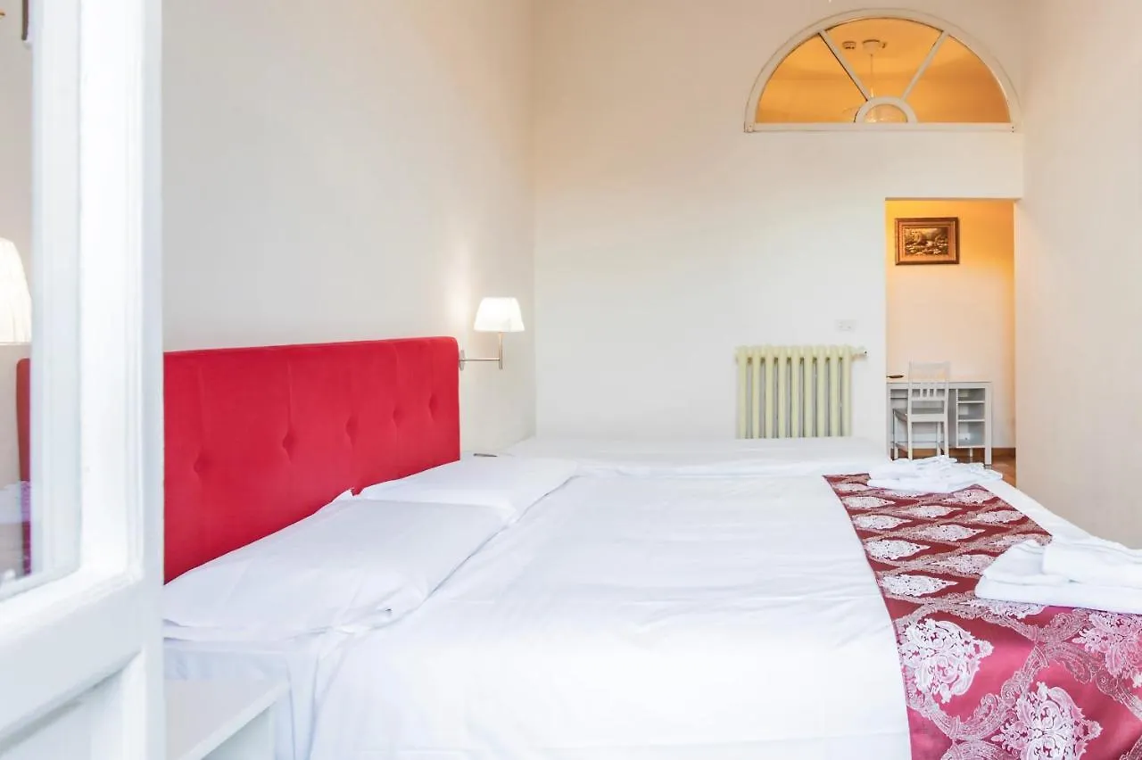 Hotel St. James Firenze 2*,  Olaszország