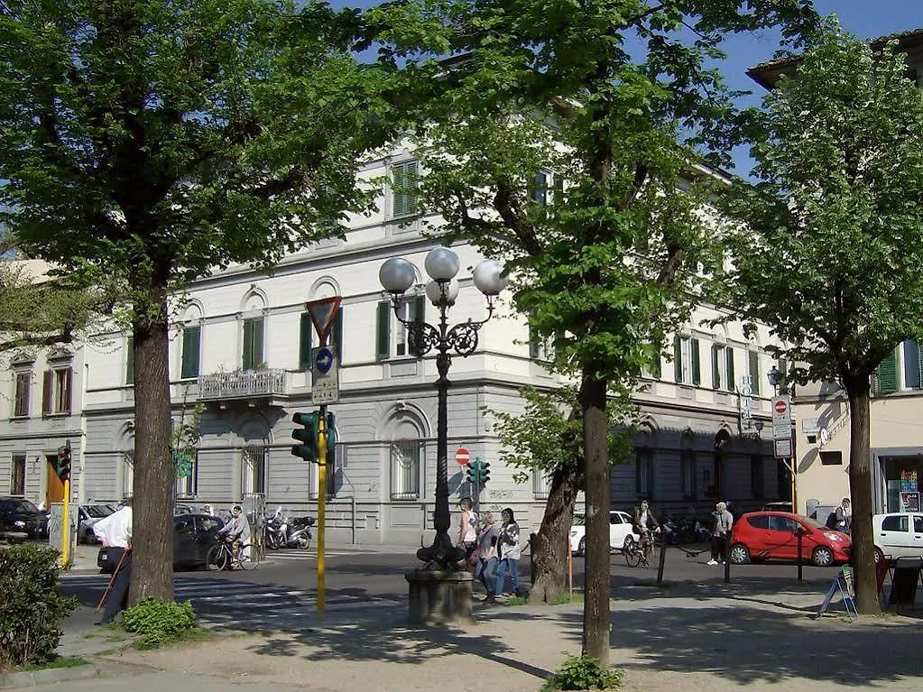 Hotel St. James Florens 2*,